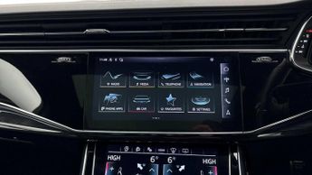 AUDI SQ7 4.0 TFSI V8 Vorsprung SUV 5dr Petrol Tiptronic quattro Euro 6 (s