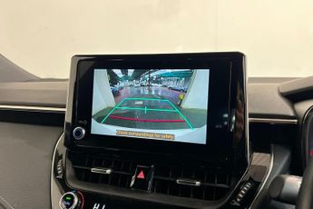 TOYOTA COROLLA 1.8 VVT-h GPF Icon Tech Hatchback 5dr Petrol Hybrid CVT Euro 6 (