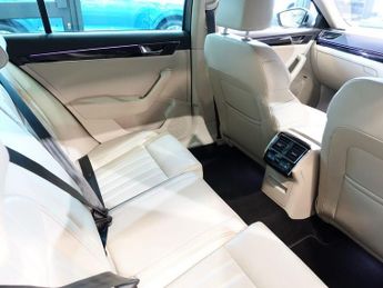 SKODA SUPERB 2.0 TSI Laurin & Klement Estate 5dr Petrol DSG Euro 6 (s/s) (190