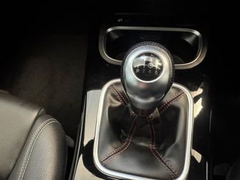 MERCEDES-BENZ A-CLASS 1.3 A200 Sport Saloon 4dr Petrol Manual Euro 6 (s/s) (163 ps)