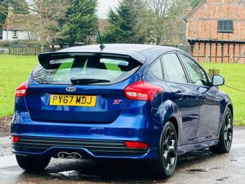 FORD FOCUS 2.0 TDCi ST-3 Hatchback 5dr Diesel Powershift Euro 6 (s/s) (185 