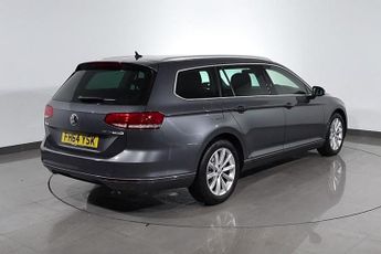 VOLKSWAGEN PASSAT 2.0 TDI BlueMotion Tech SE Business Estate 5dr Diesel DSG Euro 6
