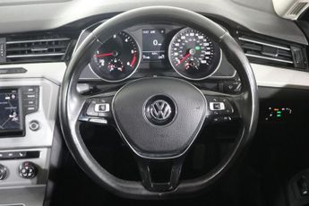 VOLKSWAGEN PASSAT 2.0 TDI BlueMotion Tech SE Business Estate 5dr Diesel DSG Euro 6