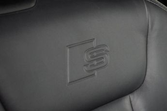 AUDI A4 2.0 TFSI 35 Black Edition Saloon 4dr Petrol S Tronic Euro 6 (s/s