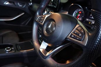 MERCEDES-BENZ GLA Mercedes-Benz GLA 2.1 GLA220d AMG Line (Premium Plus) SUV 5dr Di