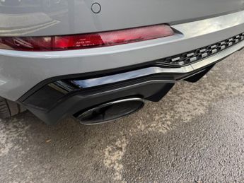 AUDI RS Q3 2.5 TFSI Vorsprung SUV 5dr Petrol S Tronic quattro Euro 6 (s/s) 