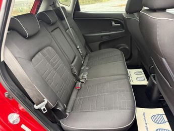 KIA VENGA 1.6 3 MPV 5dr Petrol Auto Euro 5 (123 bhp)