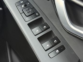 KIA NIRO 64.8kWh 4 SUV 5dr Electric Auto (201 bhp)