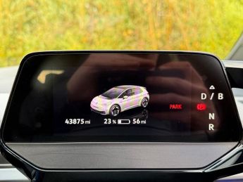 VOLKSWAGEN ID.3 Pro S 77kWh Tour Hatchback 5dr Electric Auto (204 ps)