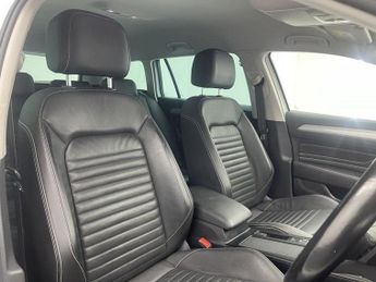 VOLKSWAGEN PASSAT 2.0 TDI EVO SEL Estate 5dr Diesel DSG Euro 6 (s/s) (150 ps)