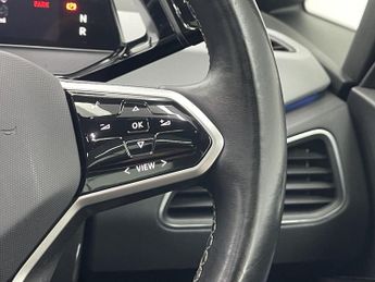 VOLKSWAGEN ID.3 Pro Performance 58kWh Family Hatchback 5dr Electric Auto (204 ps