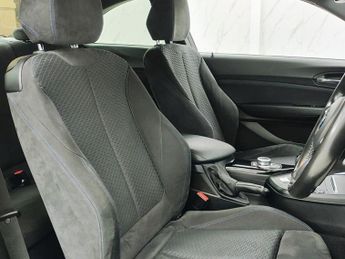 BMW 2 SERIES 2.0 220d M Sport Coupe 2dr Diesel Auto xDrive Euro 6 (s/s) (190 