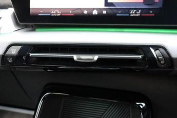 BMW IX2 20 66.5kWh SHADOW EDITION EDRIVE 