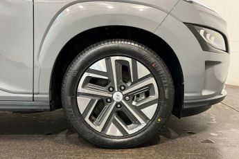 HYUNDAI KONA 64kWh Ultimate SUV 5dr Electric Auto (10.5kW Charger) (204 ps) R