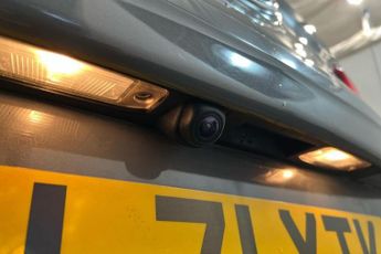 HYUNDAI KONA 64kWh Ultimate SUV 5dr Electric Auto (10.5kW Charger) (204 ps) R