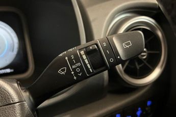 HYUNDAI KONA 64kWh Ultimate SUV 5dr Electric Auto (10.5kW Charger) (204 ps) R