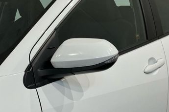 TOYOTA YARIS 1.5 VVT-h Icon Hatchback 5dr Petrol Hybrid E-CVT Euro 6 (s/s) (1