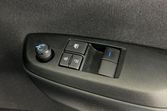 TOYOTA YARIS 1.5 VVT-h Icon Hatchback 5dr Petrol Hybrid E-CVT Euro 6 (s/s) (1