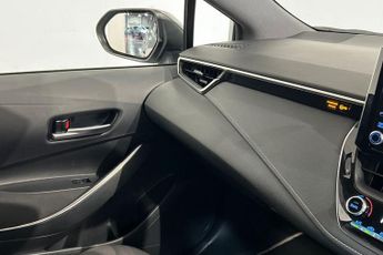 TOYOTA COROLLA 1.8 VVT-h Icon Hatchback 5dr Petrol Hybrid CVT Euro 6 (s/s) (140