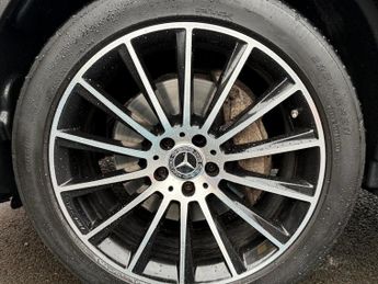 MERCEDES-BENZ GLC 2.1 GLC220d AMG Line (Premium) SUV 5dr Diesel G-Tronic 4MATIC Eu