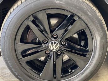 VOLKSWAGEN GOLF 2.0 TDI Life Hatchback 5dr Diesel Manual Euro 6 (s/s) (115 ps)