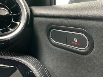 MERCEDES-BENZ A-CLASS 1.3 A180 AMG Line (Executive) Hatchback 5dr Petrol 7G-DCT Euro 6