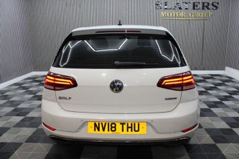 VOLKSWAGEN GOLF 1.5 TSI EVO BlueMotion Tech SE Nav Hatchback 5dr Petrol DSG Euro