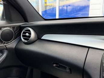 MERCEDES-BENZ C-CLASS 1.6 C200d AMG Line Saloon 4dr Diesel G-Tronic+ Euro 6 (s/s) (136