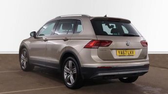 VOLKSWAGEN TIGUAN 2.0 TDI SEL SUV 5dr Diesel DSG Euro 6 (s/s) (150 ps)