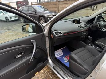 RENAULT MEGANE 1.2 TCe GT Line Nav Hatchback 5dr Petrol Auto Euro 6 (130 ps)