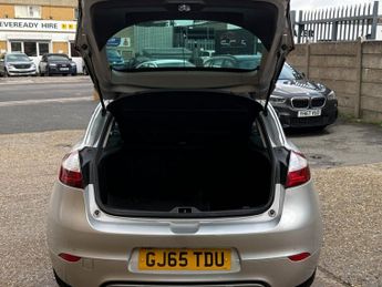 RENAULT MEGANE 1.2 TCe GT Line Nav Hatchback 5dr Petrol Auto Euro 6 (130 ps)