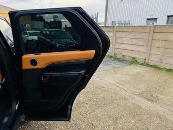 LAND ROVER DISCOVERY 3.0 SD V6 HSE Luxury SUV 5dr Diesel Auto 4WD Euro 6 (s/s) (306 p