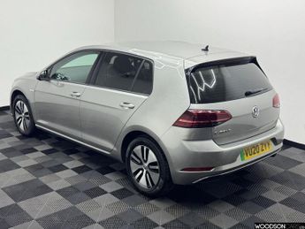 VOLKSWAGEN E-GOLF 35.8kWh e-Golf Hatchback 5dr Electric Auto (136 ps)