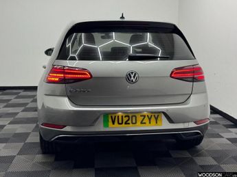 VOLKSWAGEN E-GOLF 35.8kWh e-Golf Hatchback 5dr Electric Auto (136 ps)