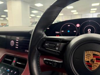 PORSCHE TAYCAN Performance Plus 93.4kWh 4S Saloon 4dr Electric Auto 4WD (571 ps