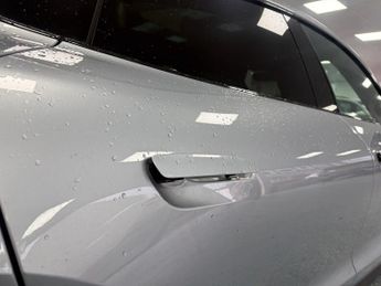 PORSCHE TAYCAN Performance Plus 93.4kWh 4S Saloon 4dr Electric Auto 4WD (571 ps