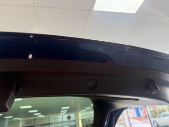 TESLA MODEL Y (Dual Motor) Long Range SUV 5dr Electric Auto 4WDE (384 bhp)