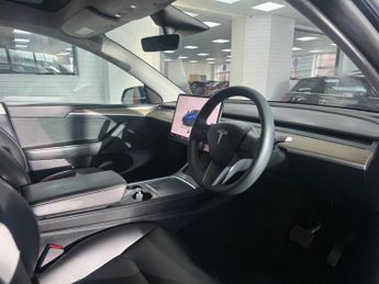 TESLA MODEL Y (Dual Motor) Long Range SUV 5dr Electric Auto 4WDE (384 bhp)