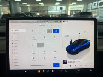 TESLA MODEL Y (Dual Motor) Long Range SUV 5dr Electric Auto 4WDE (384 bhp)