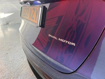 TESLA MODEL Y (Dual Motor) Long Range SUV 5dr Electric Auto 4WDE (384 bhp)