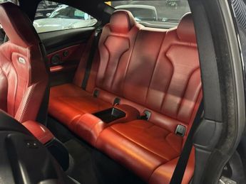 BMW M4 3.0 BiTurbo Coupe DCT Euro 6 (s/s) (431 ps) Competition Pack