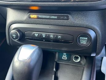 FORD FOCUS 1.0T EcoBoost MHEV ST-Line X Estate 5dr Petrol Hybrid DCT Euro 6