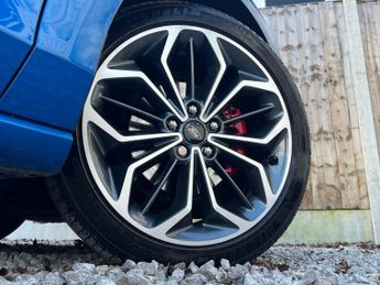 FORD FOCUS 1.0T EcoBoost MHEV ST-Line X Estate 5dr Petrol Hybrid DCT Euro 6