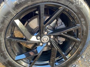 JAGUAR F-PACE 2.0 D240 R-Sport SUV 5dr Diesel Auto AWD Euro 6 (s/s) (240 ps)