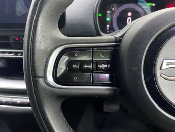 FIAT 500E 42kWh Icon Hatchback 3dr Electric Auto (118 ps)