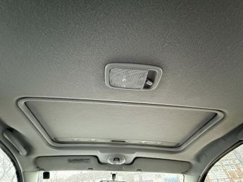 TOYOTA YARIS 1.3 VVT-i T Spirit Hatchback 5dr Petrol Automatic (150 g/km, 85 