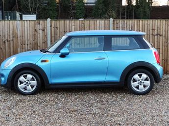 MINI HATCH 1.5 Cooper Hatchback 3dr Petrol Auto Euro 6 (s/s) (136 ps)