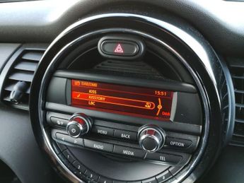 MINI HATCH 1.5 Cooper Hatchback 3dr Petrol Auto Euro 6 (s/s) (136 ps)