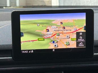 AUDI A4 2.0 TDI S line Saloon 4dr Diesel S Tronic Euro 6 (s/s) (150 ps)