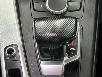 AUDI A4 2.0 TDI S line Saloon 4dr Diesel S Tronic Euro 6 (s/s) (150 ps)